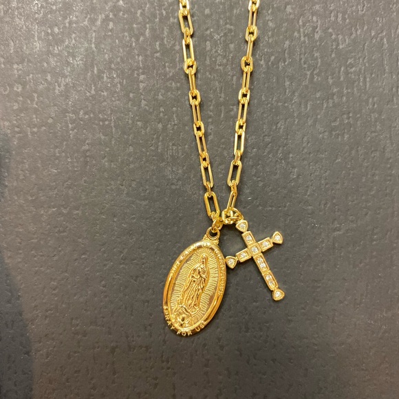 14K gold plated cross necklace - Picture 2 of 6